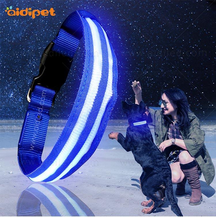 AIDI dog collar safety light design for park-3